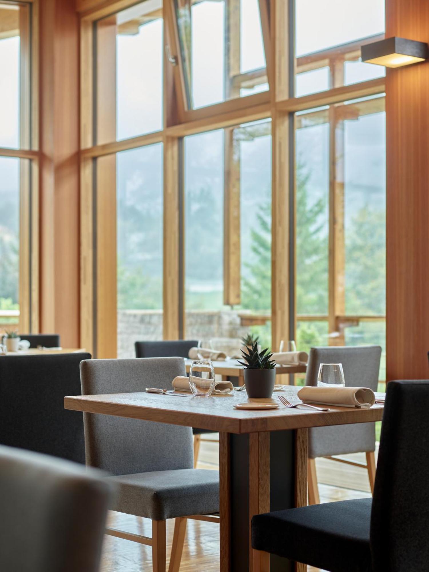 Corona Dolomites Hotel Andalo Exteriör bild