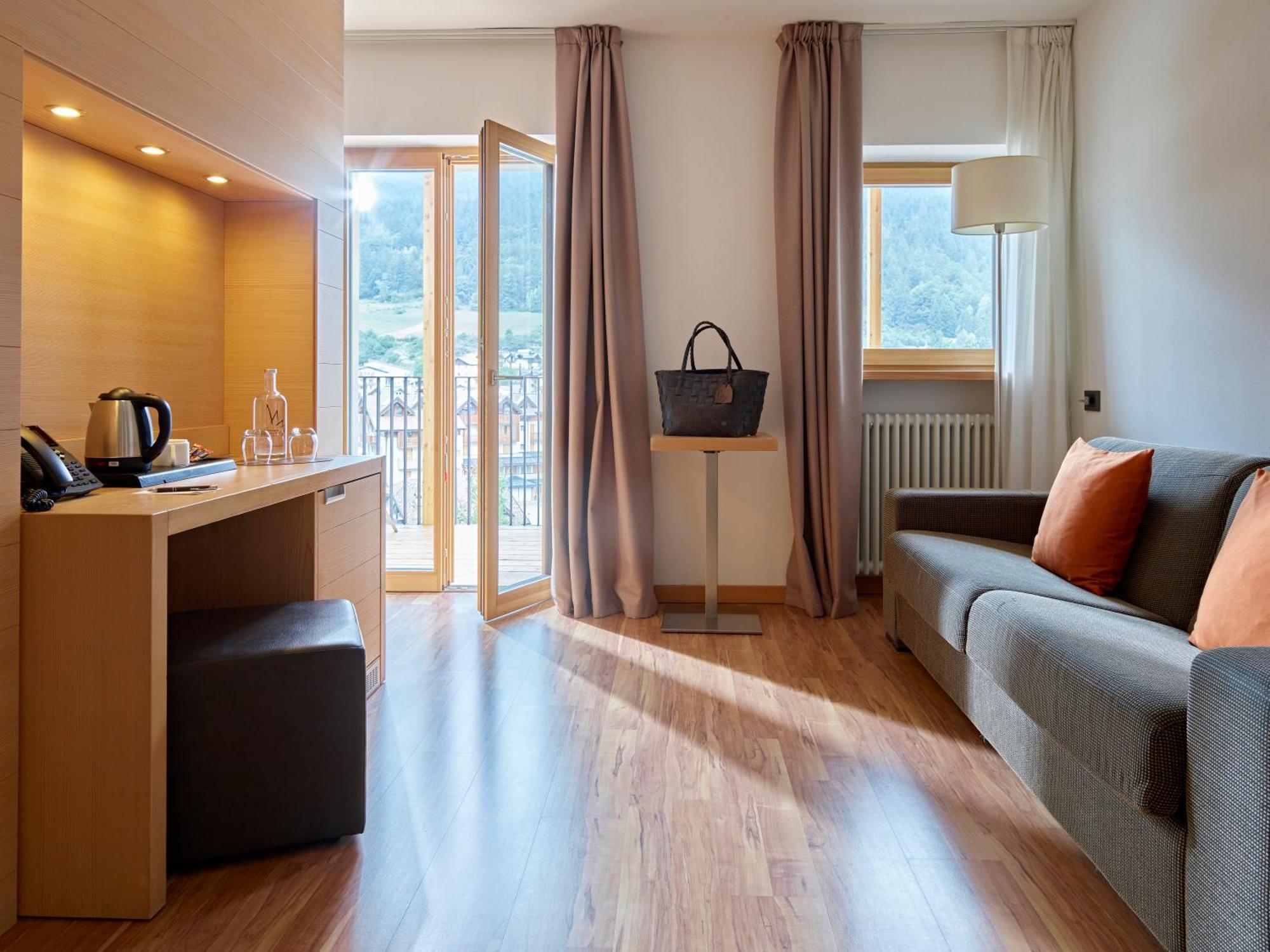 Corona Dolomites Hotel Andalo Exteriör bild