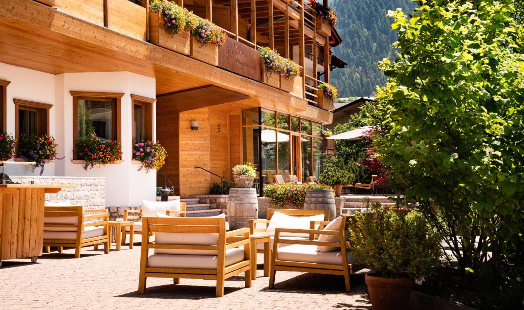 Corona Dolomites Hotel Andalo Exteriör bild