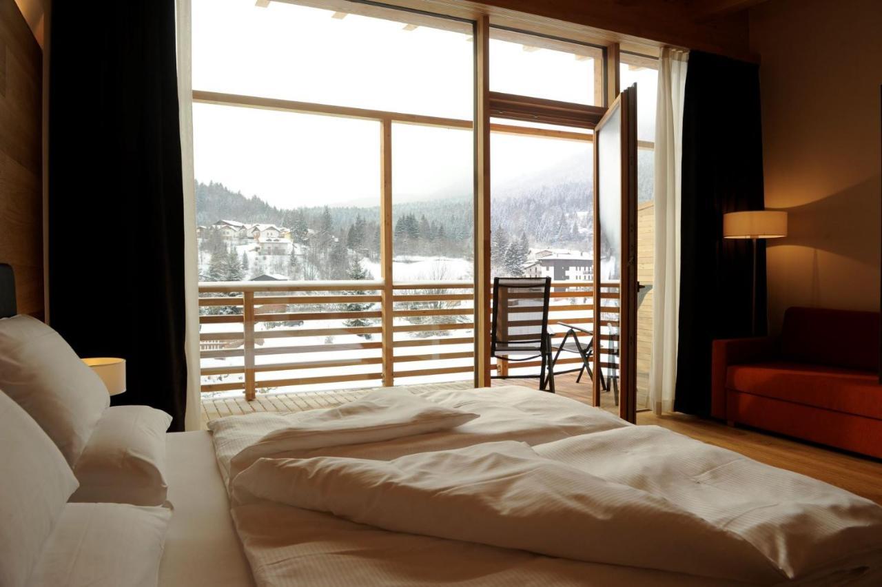 Corona Dolomites Hotel Andalo Exteriör bild